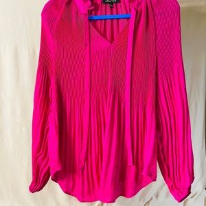 Melissa Paige Pink Pleated Tunic Top with ties which can hang loose or tie.